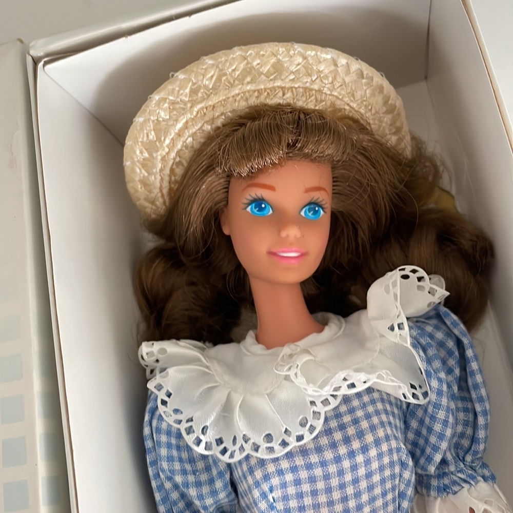 1992 Mattel Little Debbie Snacks Barbie Collector’s Edition- 1st in Series Doll